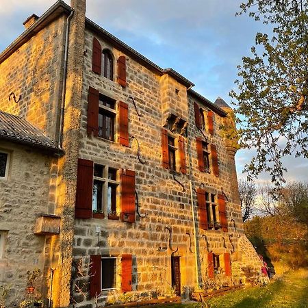 Manoir Du Grail Bed and Breakfast Devesset Eksteriør billede
