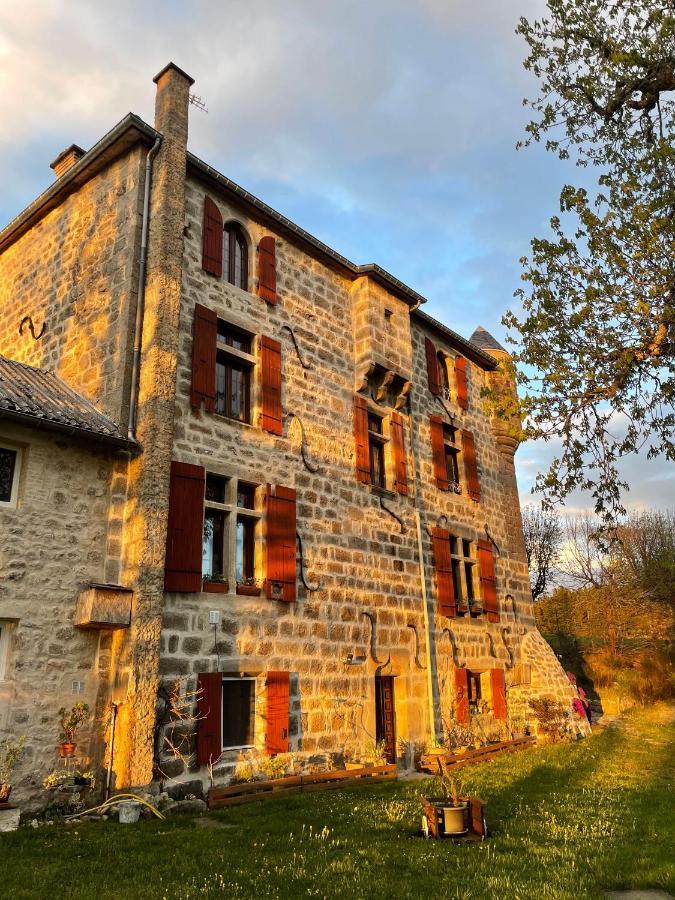 Manoir Du Grail Bed and Breakfast Devesset Eksteriør billede