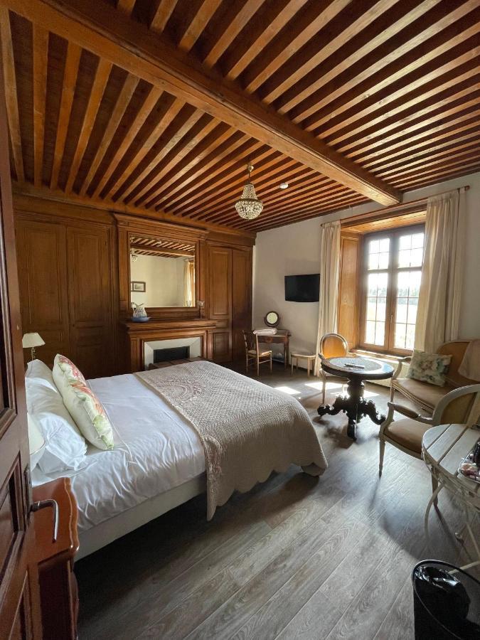 Manoir Du Grail Bed and Breakfast Devesset Eksteriør billede